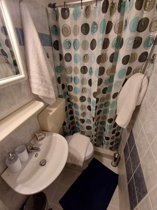 Anatoli Apartment *